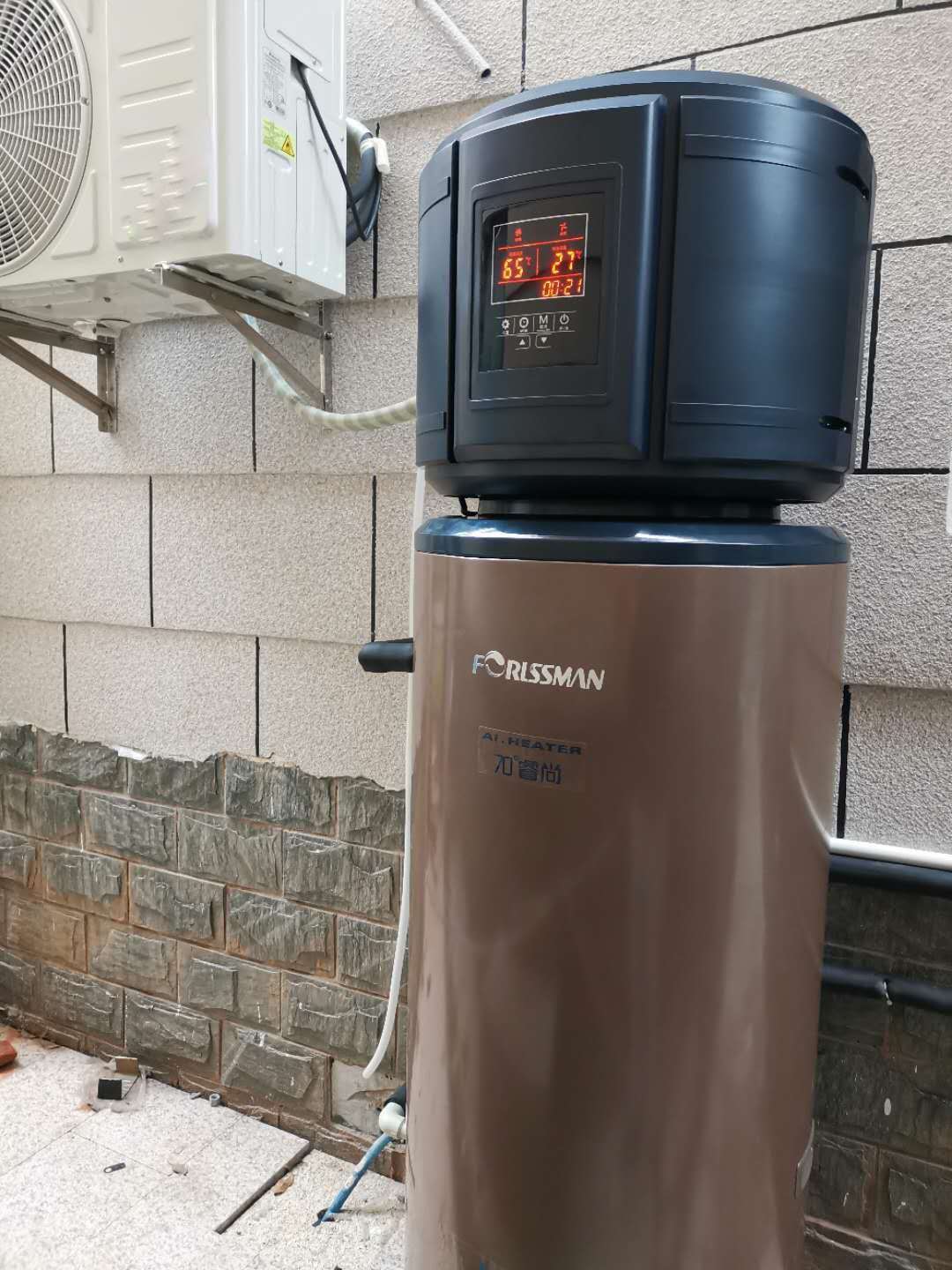 All in one heat pump water heater 200L side blow,installed in the outdoor.